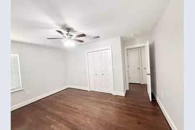306 Wisteria Street, Lake Jackson, TX 77566 - Photo 10
