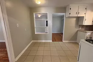 129 Lee Dr, La Marque, TX 77568 - Photo 4