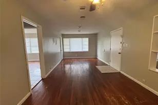 129 Lee Dr, La Marque, TX 77568 - Photo 2