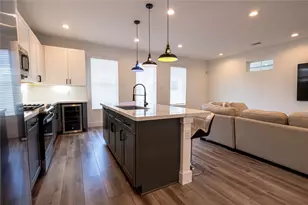 2056 Johanna Dr, Houston, TX 77055 - Photo 14