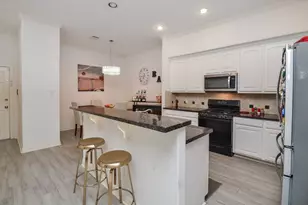 13511 Brookbluff Ln, Houston, TX 77077 - Photo 10