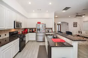 13511 Brookbluff Ln, Houston, TX 77077 - Photo 8