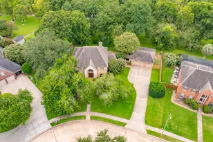 71 Rosewood St, Lake Jackson, TX 77566 - Photo 36