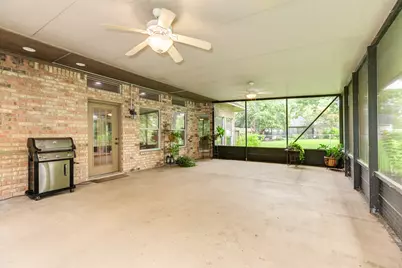 71 Rosewood Street, Lake Jackson, TX 77566 - Photo 34