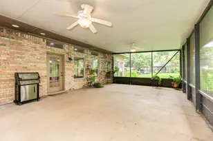 71 Rosewood St, Lake Jackson, TX 77566 - Photo 34