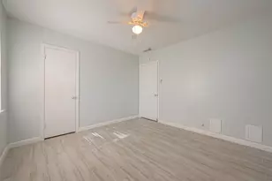 3426 Bradford St, Houston, TX 77025 - Photo 32