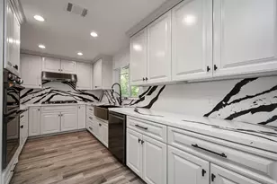 1805 East Ave, Katy, TX 77493 - Photo 2