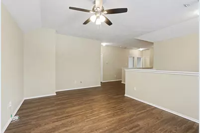 9530 Belleclaire Lane, Houston, TX 77044 - Photo 8