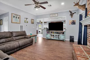 2009 Cobblestone Ln, Bryan, TX 77807 - Photo 10