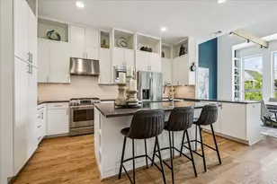 526 W 26th St, Houston, TX 77008 - Photo 22