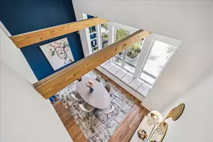 526 W 26th St, Houston, TX 77008 - Photo 2