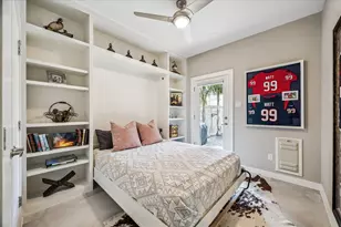 526 W 26th St, Houston, TX 77008 - Photo 16