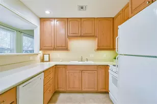 108 Dolphin Ave, Galveston, TX 77550 - Photo 12