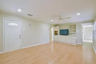 108 Dolphin Ave, Galveston, TX 77550 - Photo 14