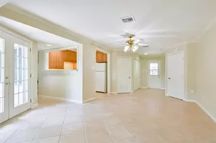 108 Dolphin Ave, Galveston, TX 77550 - Photo 10