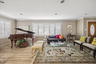 1335 Modiste St, Spring Valley Village, TX 77055 - Photo 6