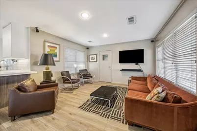 1335 Modiste Street, Spring Valley Village, TX 77055 - Photo 10