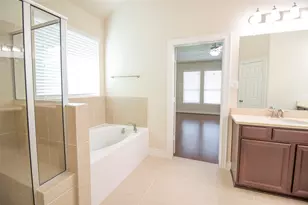 4718 Sabero Ln, League City, TX 77573 - Photo 32