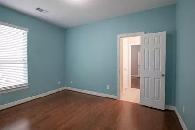 4718 Sabero Lane, League City, TX 77573 - Photo 10