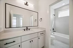 3709 Somerset York Ln, Houston, TX 77055 - Photo 34