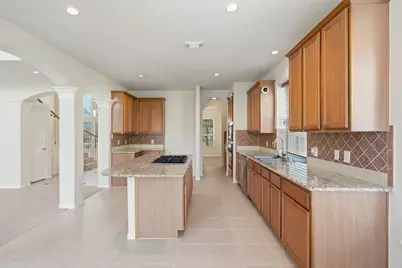 14038 Cobalt Glen Drive, Sugar Land, TX 77498 - Photo 8
