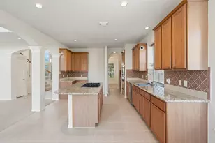 14038 Cobalt Glen Dr, Sugar Land, TX 77498 - Photo 8