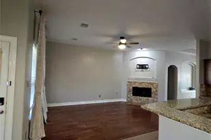 5031 Gulf Stream Ln, Bacliff, TX 77518 - Photo 12