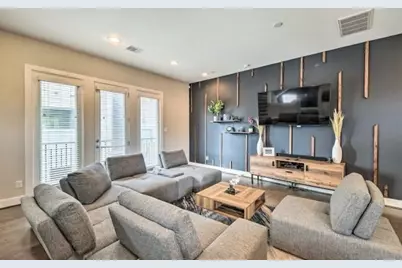 2403 Everett Street #C, Houston, TX 77009 - Photo 2
