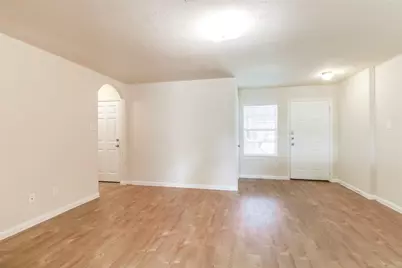 729 South Ella Creek, Lane, Houston, TX 77067 - Photo 6
