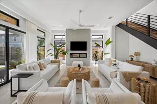 810 Dorothy St, Houston, TX 77007 - Photo 12