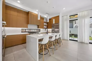 810 Dorothy St, Houston, TX 77007 - Photo 18