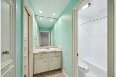 8800 Woodway Drive #15, Houston, TX 77063 - Photo 18