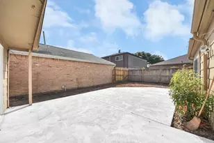 2210 Linea Del Pino St, Houston, TX 77077 - Photo 38
