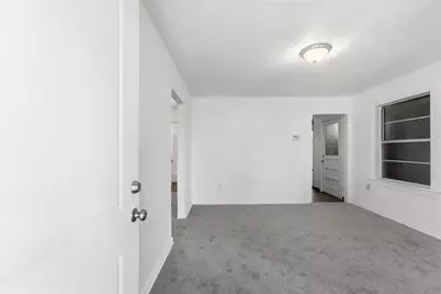 5326 Wenda Street, Houston, TX 77033 - Photo 4