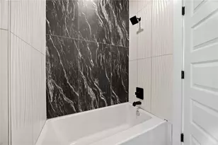 4624 Mayflower St, Houston, TX 77033 - Photo 24