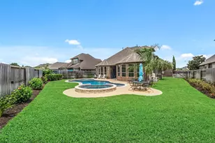 1324 Elkins Hollow Ln, League City, TX 77573 - Photo 36