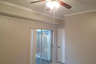 9809 Richmond Ave, Houston, TX 77042 - Photo 28