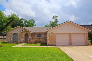 6719 McCullum Rd, Houston, TX 77489 - Photo 1