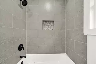 8631 McDade St, Houston, TX 77080 - Photo 20