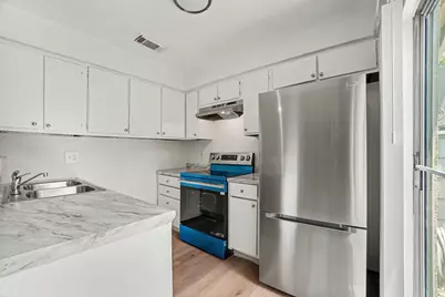 13010 Greenway Chase Court #3010, Houston, TX 77072 - Photo 8