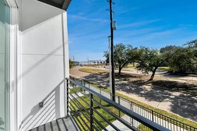 4802 Elysian Street #CD, Houston, TX 77009 - Photo 12