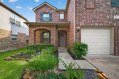 7202 Toad Hollow, Missouri City, TX 77459 - Photo 2