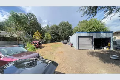 487 County Road 341, Cleveland, TX 77327 - Photo 2