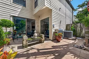 77 Chelsea Blvd, Houston, TX 77006 - Photo 18