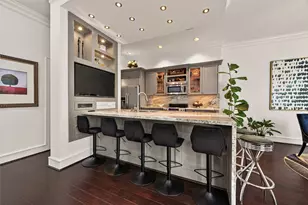 77 Chelsea Blvd, Houston, TX 77006 - Photo 6