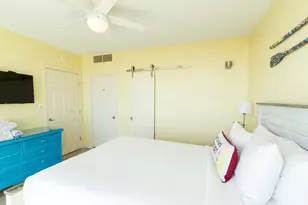 1401 E Beach Dr, Galveston, TX 77550 - Photo 22