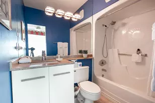 1401 E Beach Dr, Galveston, TX 77550 - Photo 24