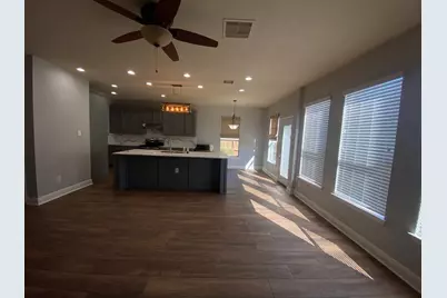 2101 Crestwind Court, Pearland, TX 77584 - Photo 8