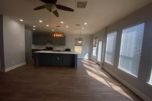 2101 Crestwind Ct, Pearland, TX 77584 - Photo 8