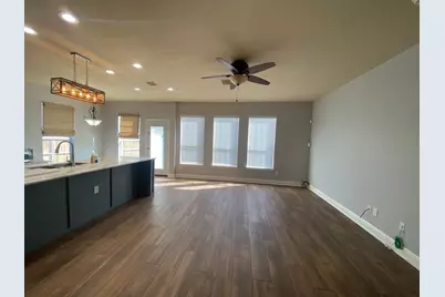 2101 Crestwind Court, Pearland, TX 77584 - Photo 10